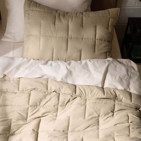 All Guy Bedding