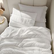 Seersucker Ruched Quilt - Ivory